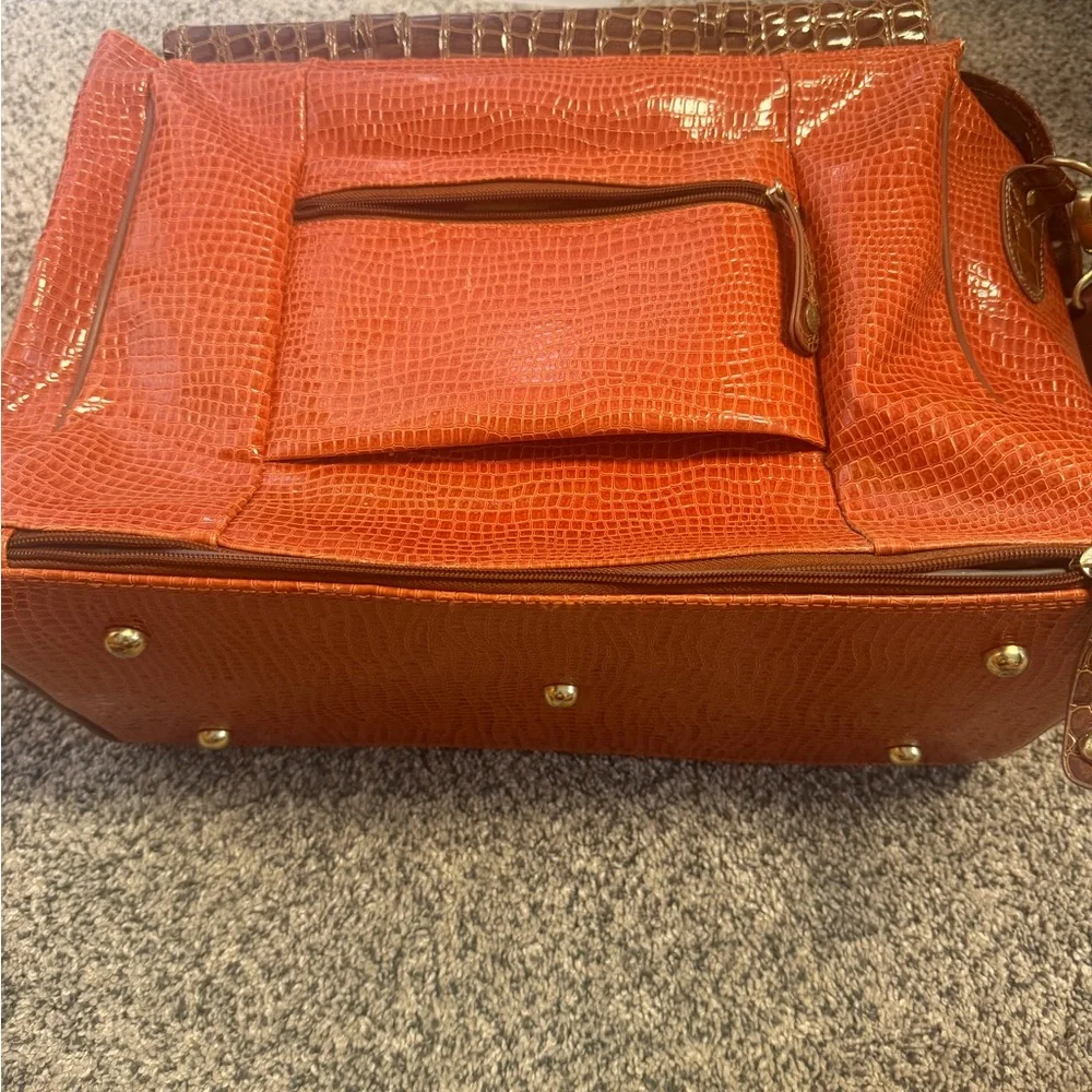 Samantha Brown Women's Orange and Brown Croc-Texture Tote Bag Carryon